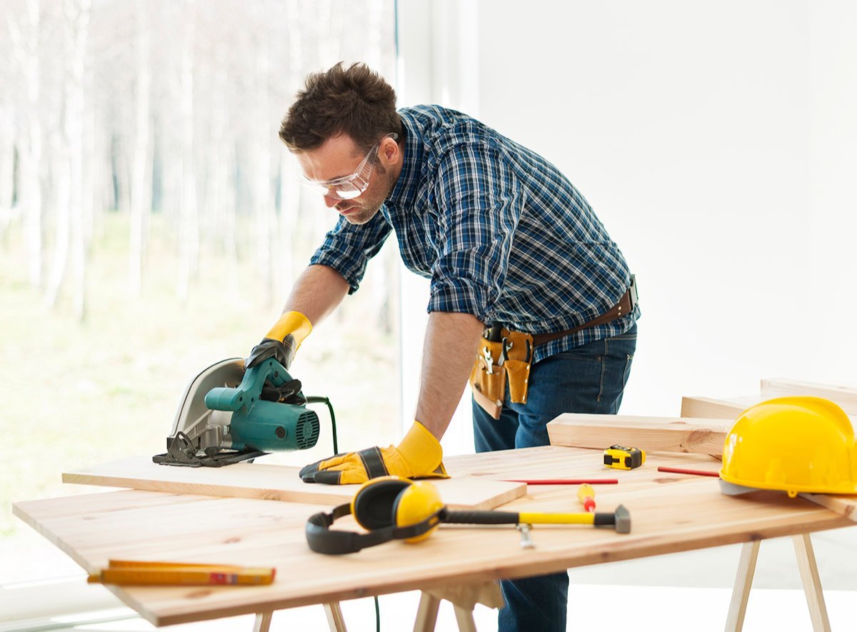 Furniture Repair Carpenter