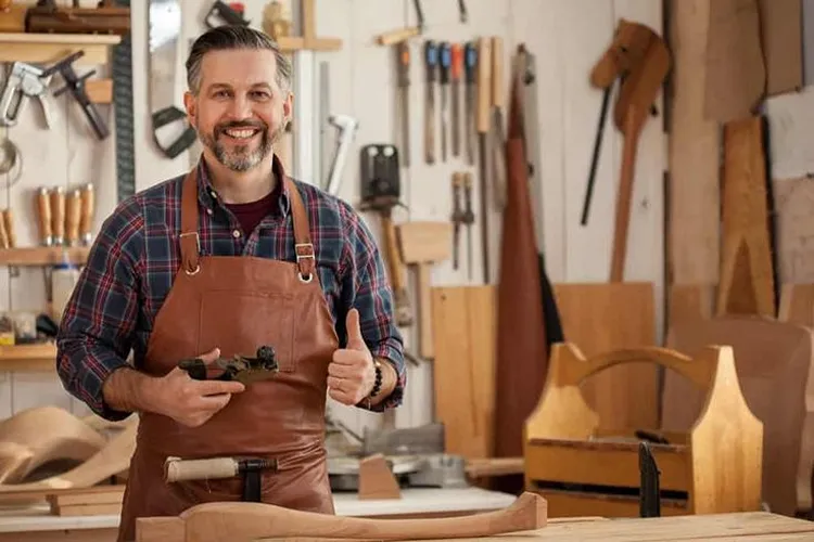 How to tell if a carpenter is overcharging you in Dubai