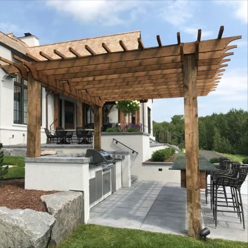 Grilling Palace Pergola