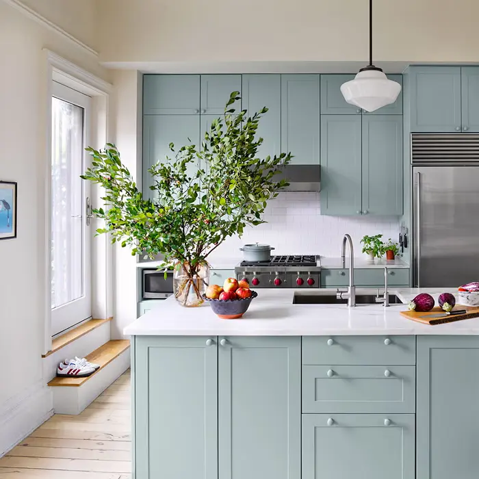 Premium Kitchen Cabinets Dubai installation