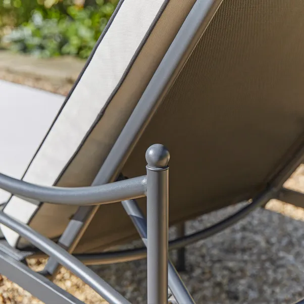 Windsor Sun Lounger with Cushion - Image 5