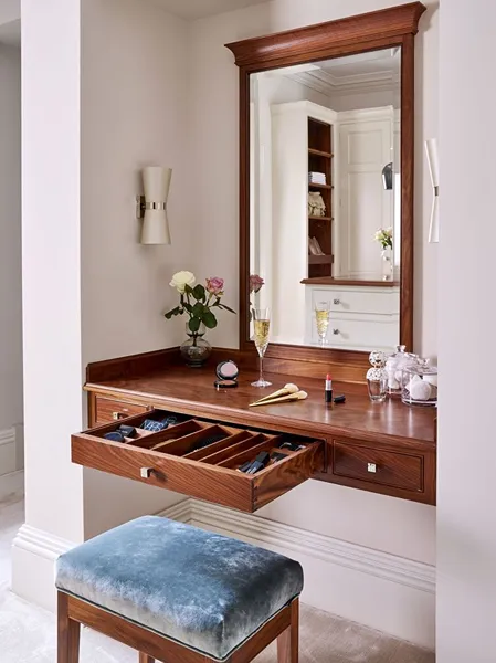 Custom Dressing Tables and Vanity Units in Sharjah