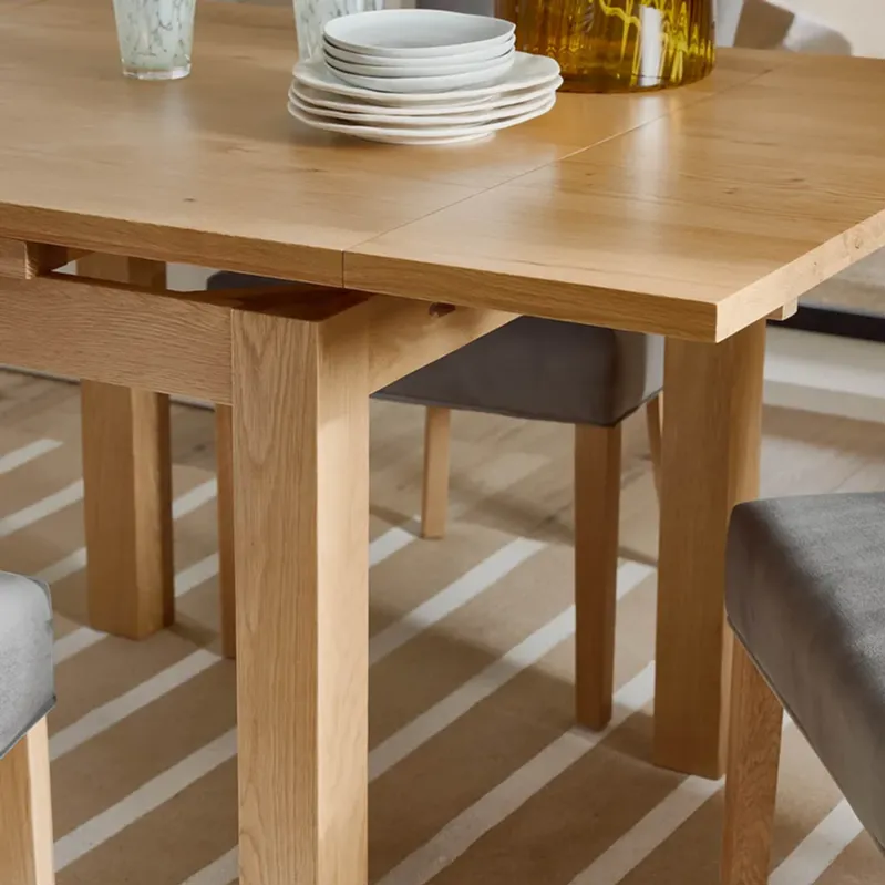 Pembroke Natural-Oak Extendable Dining Table