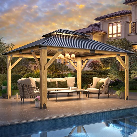 Outdoor Carpenter